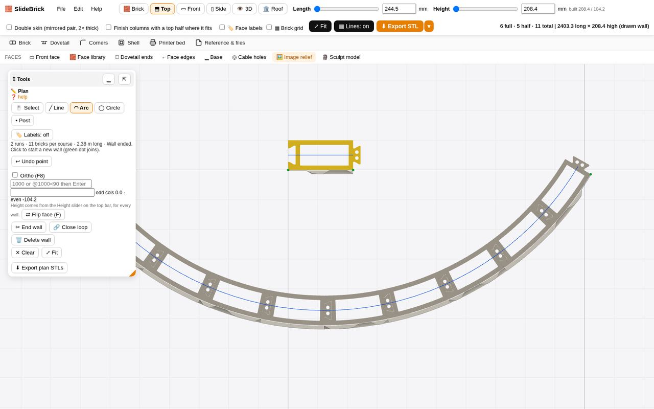 SlideBrick top view of a curved wall drawn with the Arc tool